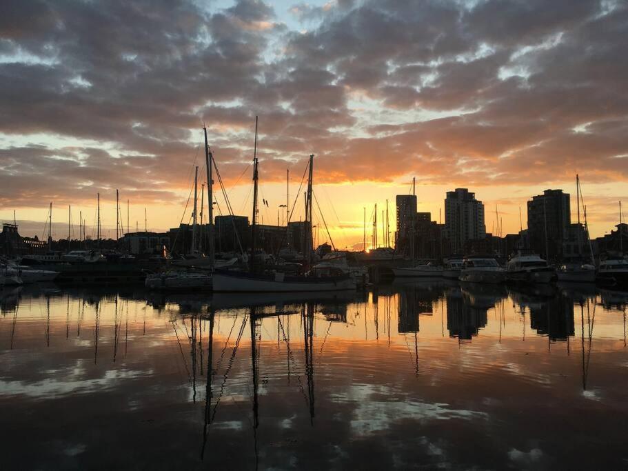 Luxury 1 Bed Ipswich Marina Apartment Free Parking Luaran gambar